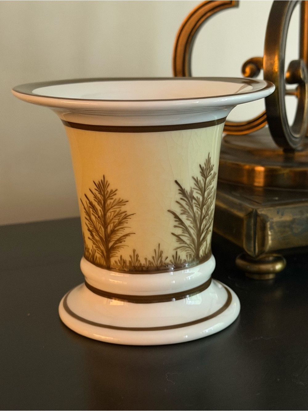 Williamsburg Global Views Mochaware 5’’ Vase